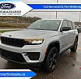 2022 Jeep Grand Cherokee Altitude - Leather Seats