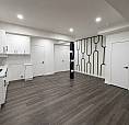 Maple Crest 1 Bed 1 Bath + Den Suite Edmonton