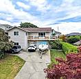 6886 Harvie Ave Powell River, British Columbia