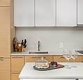 Bright 1bd Plus Den