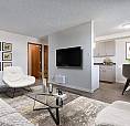 Modern Apartments With Air Conditioning - Crestview Manor - Apar