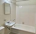 Available! $1099 1-bedroom Suite In The Heart Of West Kildonan