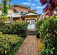 10 2235 Harbour Rd Sidney, British Columbia