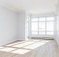 Air Conditioned Big Top Floor North End Apartment