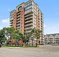 Downtown 2 Bed Concrete Condo, 8th Floor Views + Titled Parking