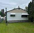 3 Bedroom Family Home With A Full Basement & Garage