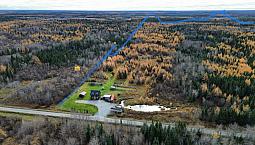 3 Bedroom Log Home/Hobby Farm On 75 Acres 