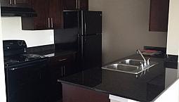 2 Bed + Den, 2 Bath Apartment In Rutherford (Sw)