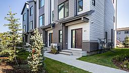 2024 End Unit Townhouse In Mahogany | Lake Access | A/C | Garage
