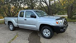 2007 Toyota Tacoma 5 Speed Low Miles 