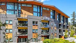 1 Bed +Den Condo In The Otto Development.