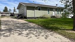 4 Bedroom, 1 Bathroom House In Carrot River