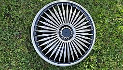 Cap De Roues 16’´  Neufs , Jamais Installé Car Voiture Vendue 