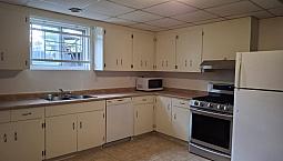2 Bedroom Lower Suite For Rent In Renfrew