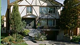 Hampstead Huge,Sunny,Renovated Upper Duplex Enorme,Renové $2695