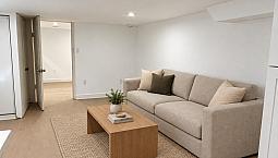 Modern 1-bedroom Basement Apartment In Toronto