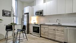 Spacious Luxury Studio Apartment | Lease Assignment | Jan/Feb 20