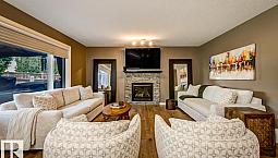 Cameron Heights 2-Storey | 2,300+ Sq Ft | Finished Basement