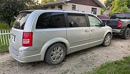  2008 Chrysler Town & Country 