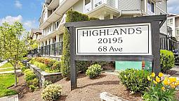 Large, Bright 4 Bedroom, 3 Bathroom Townhome In The Highlands