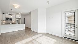 1 Bedroom 1 Den 2 Washroom Langley Apartment Rent