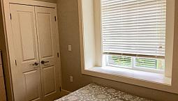 One Bedroom One Bathroom Unit In Grand Housekalamalka Crescent,