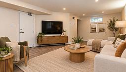 Spacious 2 Bed Home Located In East Kildonan!