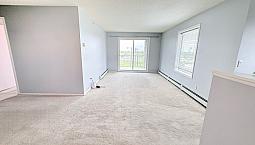 Bright 2 Bed, 1 Bath Top Floor Corner Unit | Utilities Included 