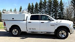 2015 Ram 3500Hd Slt Hemi/Crewcab/Service Canopy/Ladder Racks