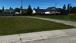 Vacan R-2 Lot, Immediate Possession, Strathmore