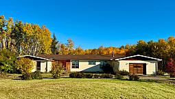 Beautiful Secluded Acreage Near Manning Alberta
