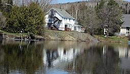 St-marc-du-lac-long, Triplex à Vendre Avec 5 1/2