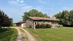House For Rent In Lac Du Bonnet