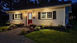 **Newly Renovated** 2 Bed, 1 Bath Home.
