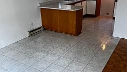 Montréal!!, 4 ½  Hochelaga-Maisonneuve.a Qui La Chance!!