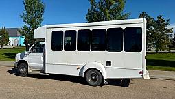 Wheelchair Lift 14 Passenger Bus Ford E350 Active One Owner Gov