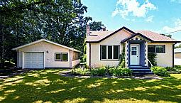 3 Bed Home On .62 Acre Lot - Beausejour - For Sale
