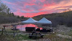Chelsea 24 Acres Tiny Lake Hottub And Lounge On Dock
