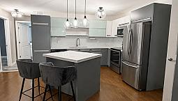 Ginger Lofts Corner Townhome – Full Basement + 2 Parking Stalls