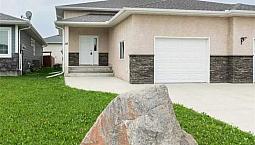 4 Bedroom Duplex For Rent