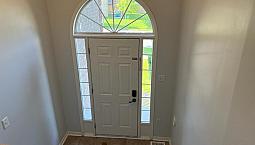 North End Barrie - Large Main Floor 2 Bedroom