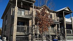 2 Beds 1 Bath Apartment For Rent / Appartement 2 Chambres