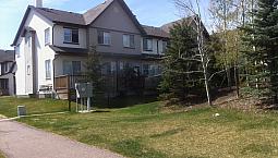 3 Bedrooms Townhouse In Evergreen Sw For Rent