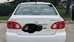 Selling Toyota Corolla Ce 2007