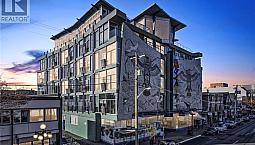Bright, High Ceiling Victoria Downtown Studio Apartment For Rent