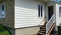 Logement 5 1/2 À Louer 
