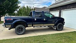 2003 Ford F-350 6.0L Diesel - Crew Cab 4X4