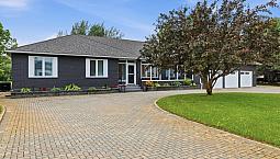 758 Addis Ave. West Saint Paul, Mb $1,250,000 Custom Bungalow