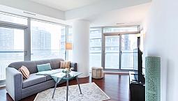 Condo 2 Bedroom Plus Den Toronto York Street Lake View For Rent