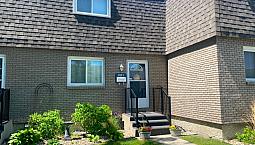 Two Bedroom Townhouse In North Kildonan